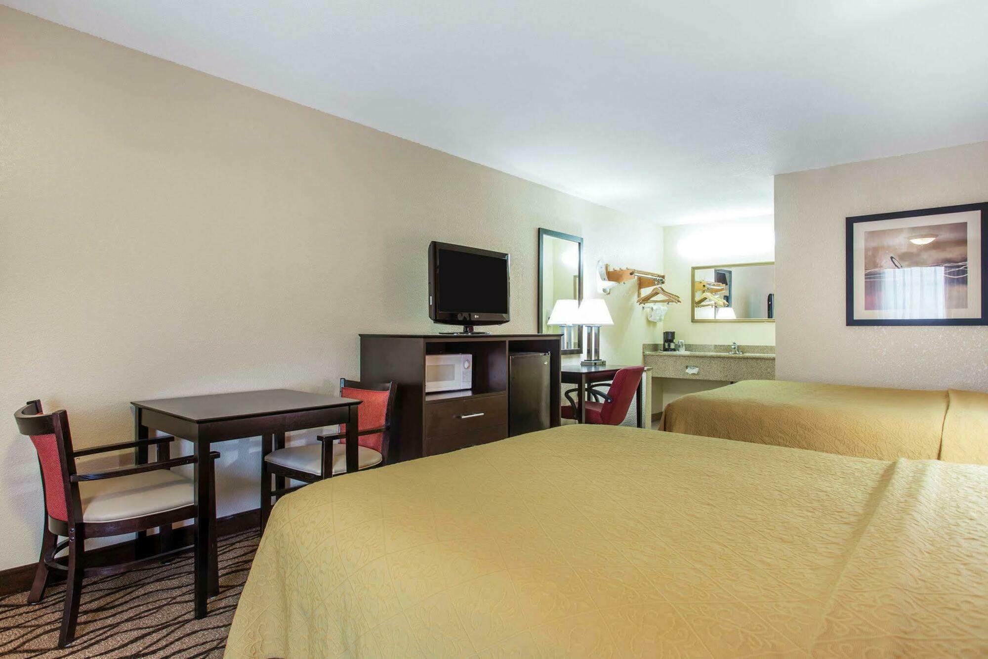 Quality Inn & Suites Lexington Kültér fotó